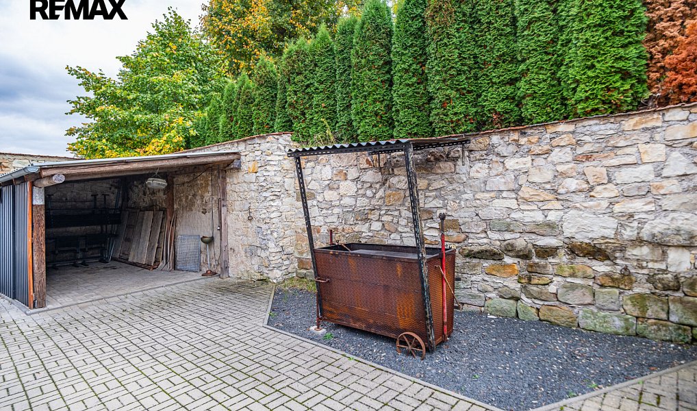 Prodej nájemního domu, činžáku 670 m², Zbrašín – náhled fotky 38