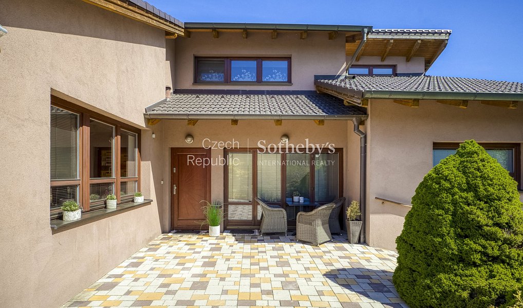 Prodej domu 422 m² s pozemkem 3 263 m², Beroun – náhled fotky 25