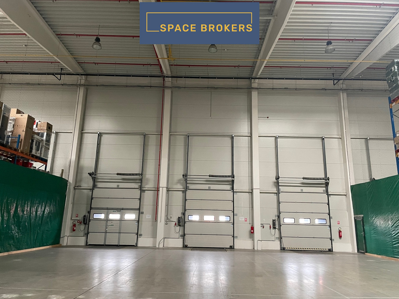 Pronájem skladovacích prostor 1 368 m² – fotografie 2