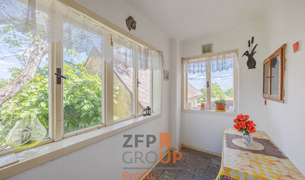 Prodej domu 193 m² s pozemkem 1 906 m², Tavíkovice – náhled fotky 4