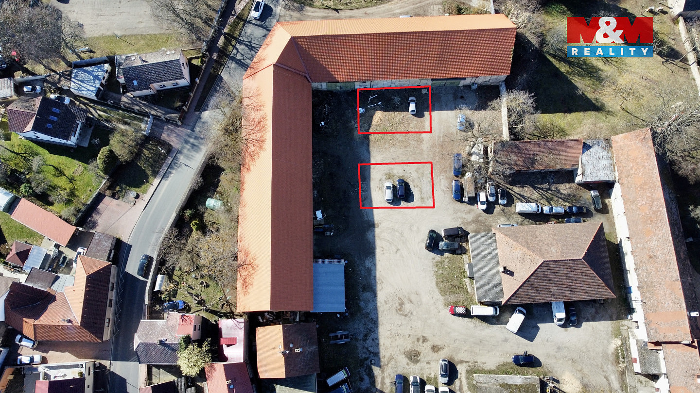 Pronájem pozemku 360 m² — photo 2