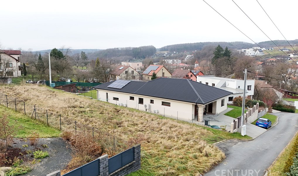 Prodej domu 143 m² s pozemkem 1 003 m², Březnice – náhled fotky 8
