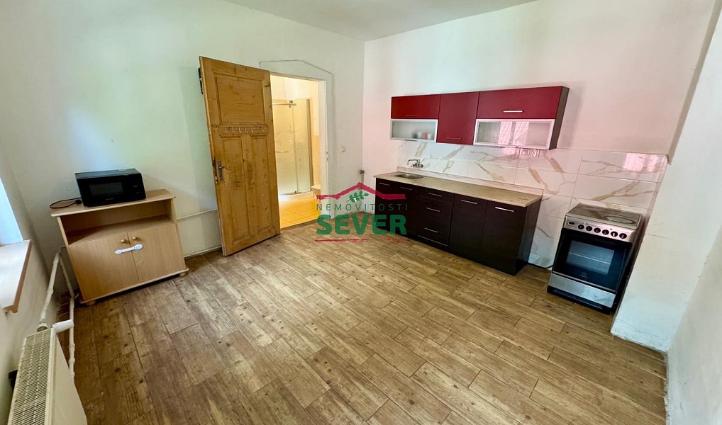 Prodej domu 450 m² s pozemkem 162 m², Vejprty – náhled fotky 18
