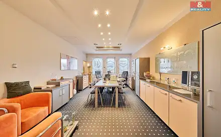 Pronájem obchodních prostor 327 m², Polská, Trutnov - Poříčí