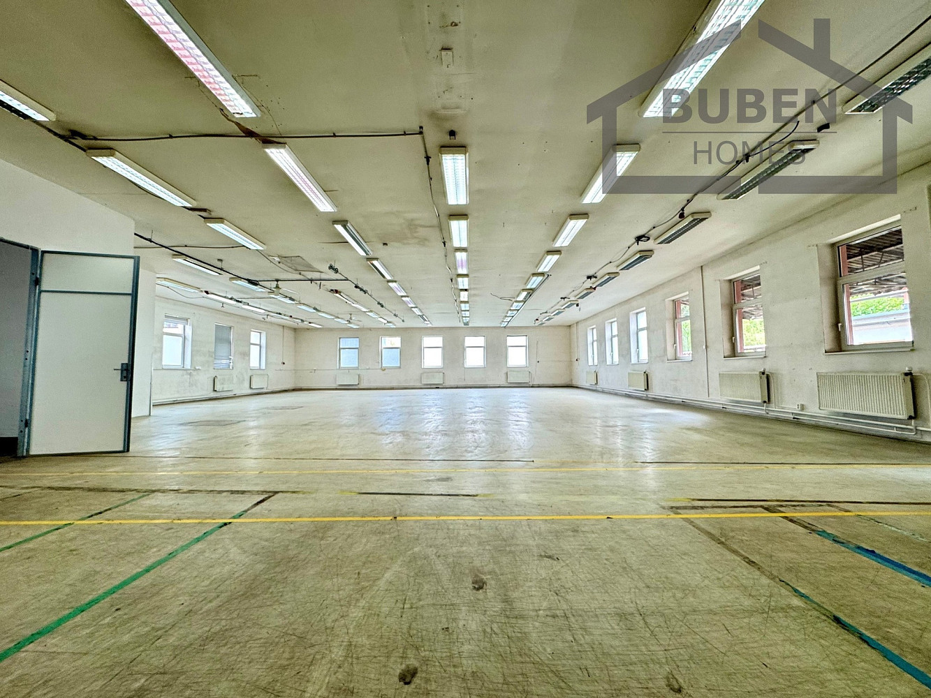 Pronájem výrobních prostor 960 m² – fotografie 2