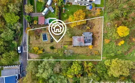 Prodej stavebního pozemku 1 270 m², U žlábku, Praha 5 - Lipence