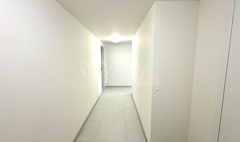 Pronájem bytu 3+kk 94 m², Praha – náhled fotky 21