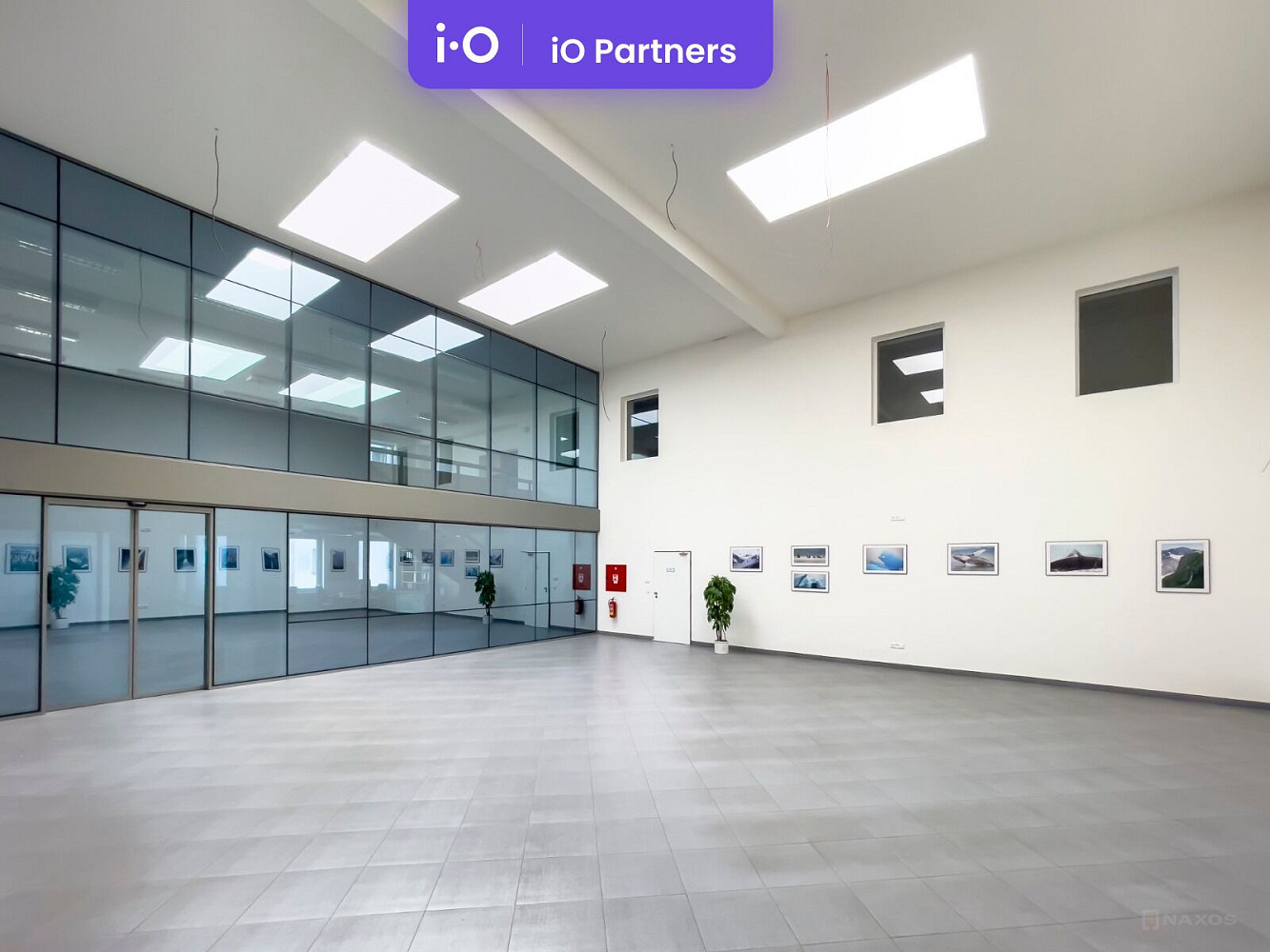 Pronájem kanceláře 200 m² – fotografie 2