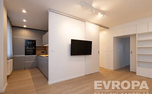 Pronájem bytu 2+kk 57 m², Slovanská, Vrchlabí, okres Trutnov