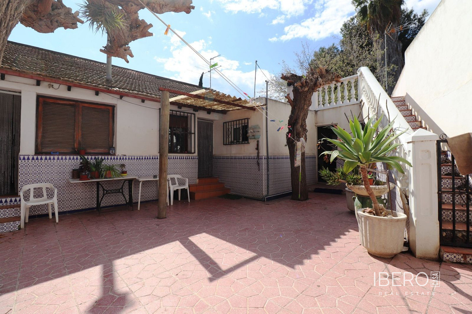 Prodej domu 259 m² s pozemkem 992 m² — photo 3