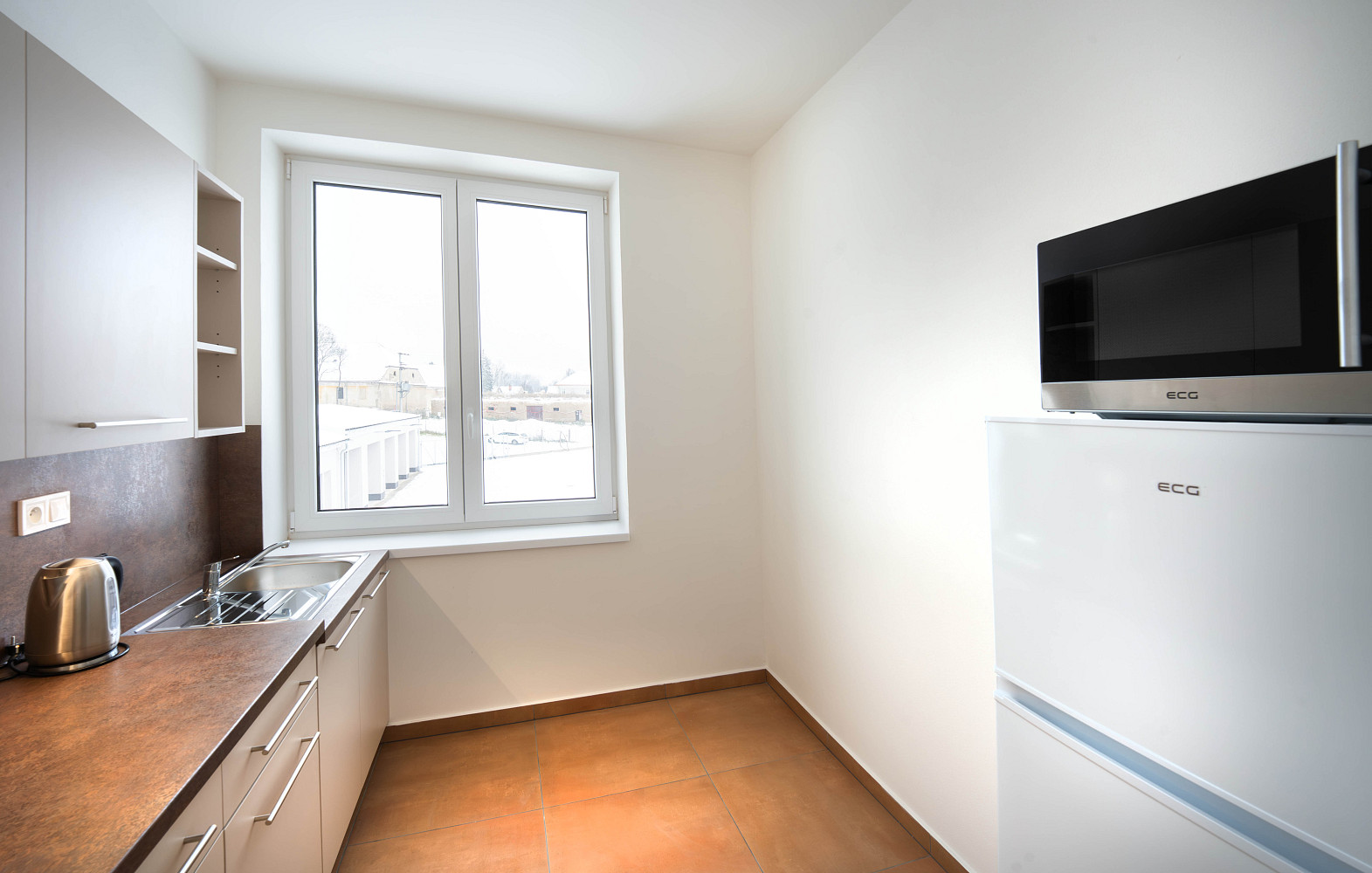 Pronájem kanceláří 420 m², Hořín – další