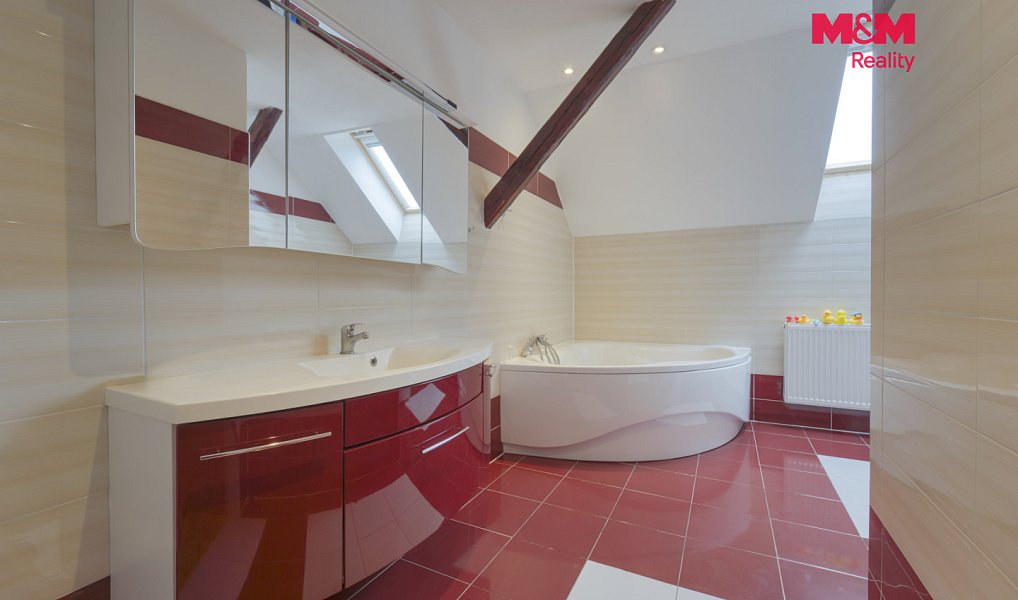 Prodej domu 197 m² s pozemkem 1 100 m², Horní Kozolupy – náhled fotky 7