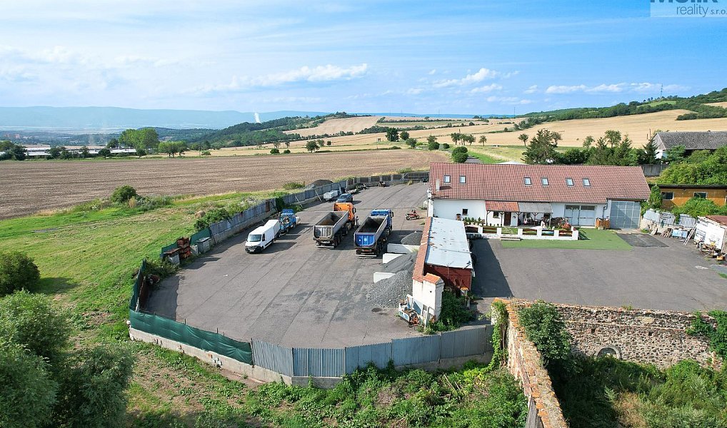 Prodej domu 244 m² s pozemkem 1 483 m², Hrobčice – náhled fotky 25