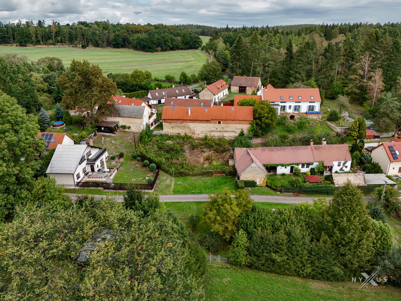 Prodej stavebního pozemku 482 m² – fotografie 5