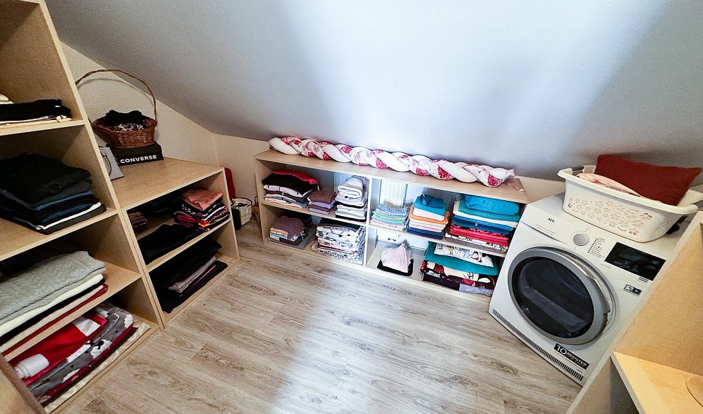 Prodej domu 244 m² s pozemkem 1 483 m², Hrobčice – náhled fotky 10