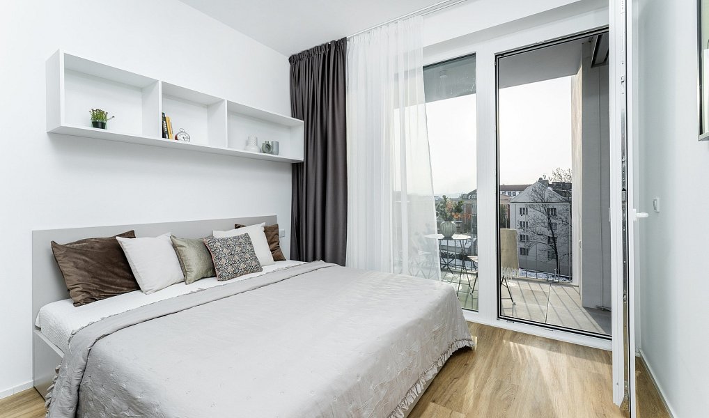 Pronájem bytu 4+kk 155 m², Praha – náhled fotky 10