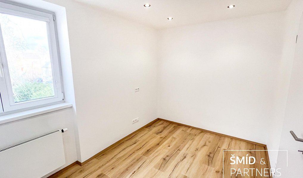 Prodej bytu 3+kk 70 m², Kolín – náhled fotky 10