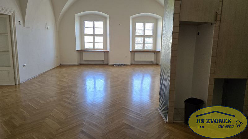 Prodej domu 2 800 m² s pozemkem 1 459 m² – fotografie 5