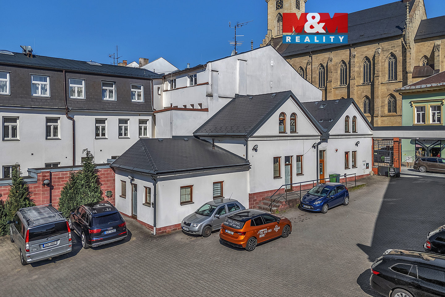 Prodej obchodních prostor 205 m²