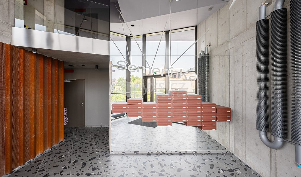 Pronájem bytu 2+kk 46 m², Praha – náhled fotky 14