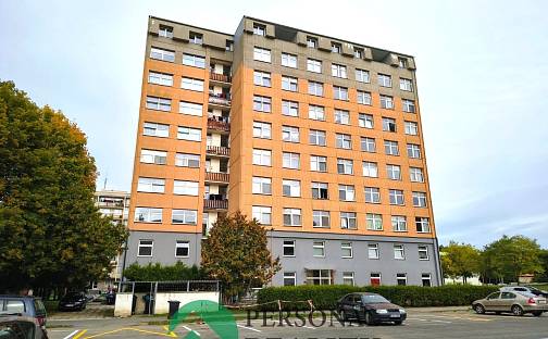 Prodej bytu 3+1 64 m², náměstí Míru, Zruč nad Sázavou, okres Kutná Hora