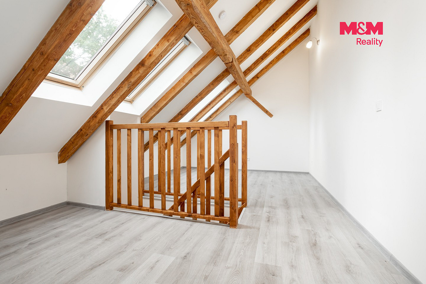 Pronájem bytu 2+kk 57 m² – fotografie 2