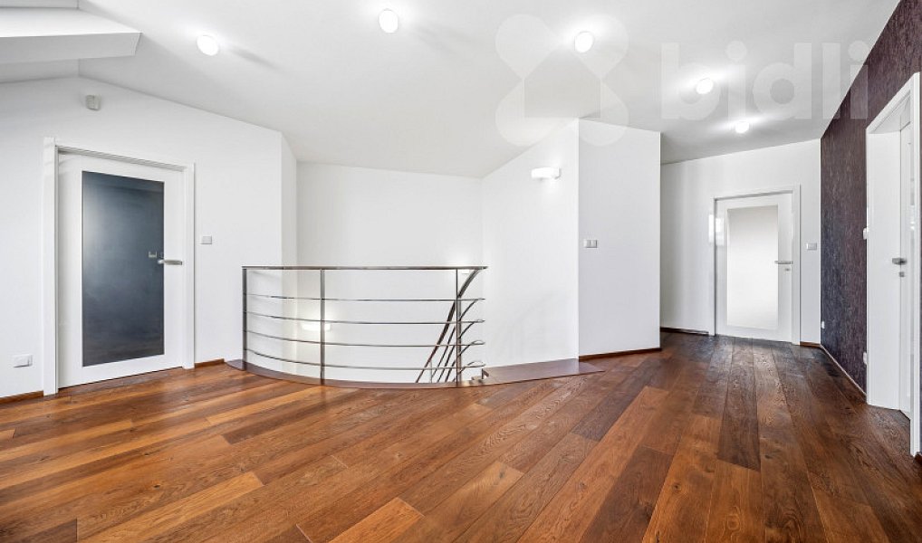 Prodej domu 400 m² s pozemkem 1 632 m², Vysoká nad Labem – náhled fotky 12