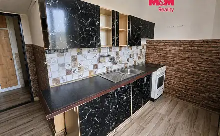 Prodej bytu 2+1 50 m², Ervěnická, Jirkov, okres Chomutov
