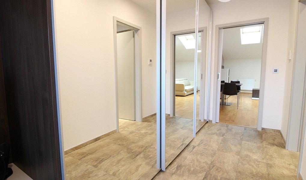Pronájem bytu 2+kk 68 m², Brno – náhled fotky 4