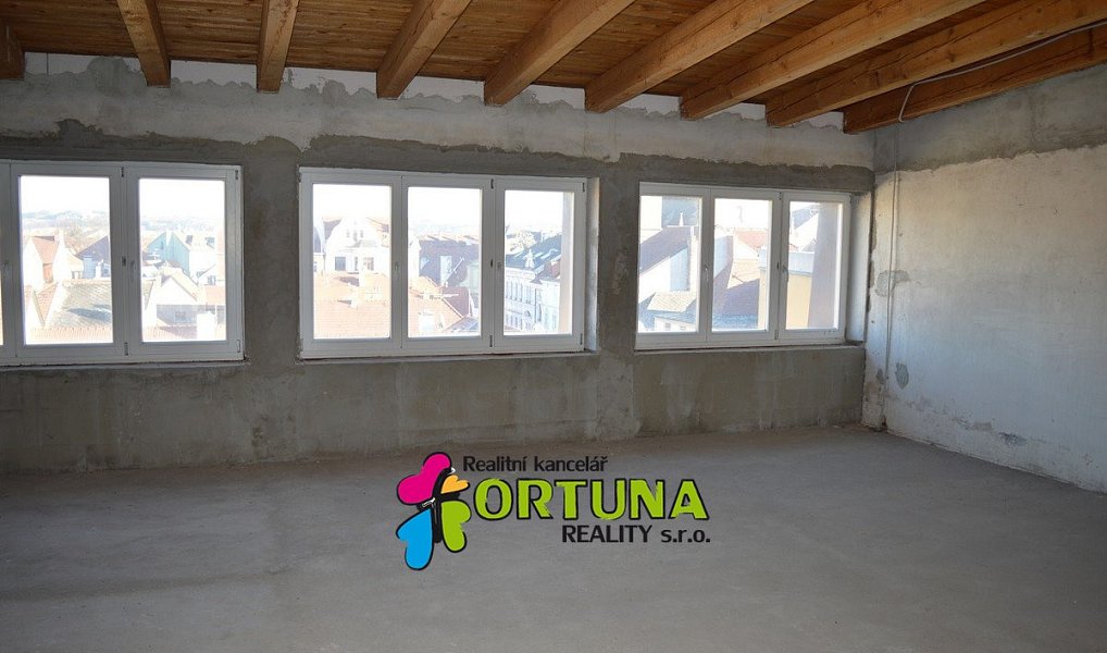 Prodej obchodních prostor 1 563 m², České Budějovice – náhled fotky 12