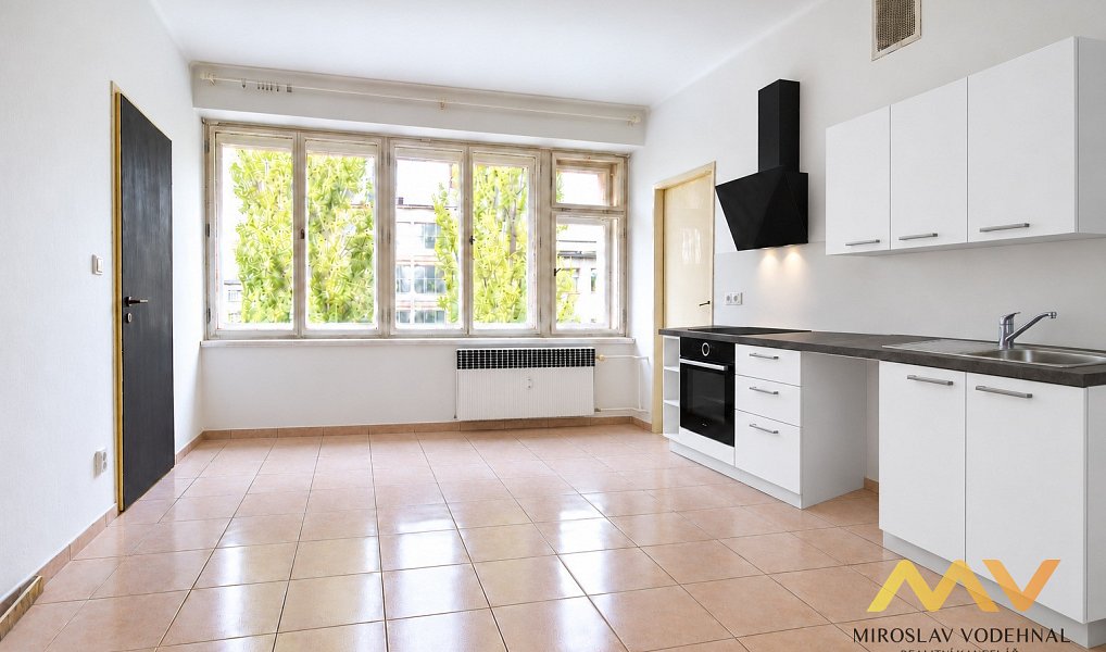 Pronájem bytu 3+1, 95 m², Hradec Králové