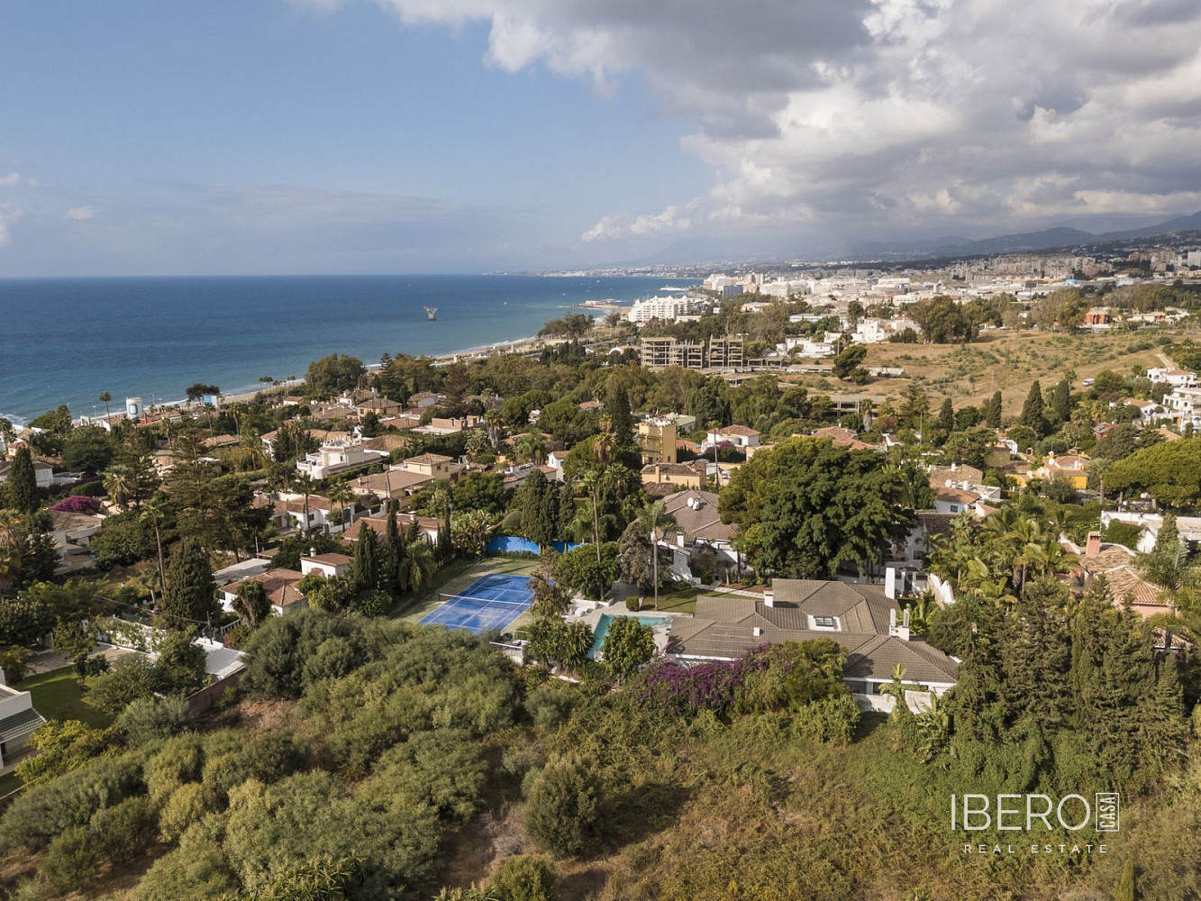Casa 6+kk – Marbella, Barrio Alto - Més