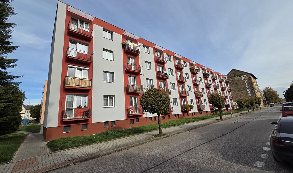 Pronájem bytu 3+1 61 m², Hořice – fotka 1 z 13