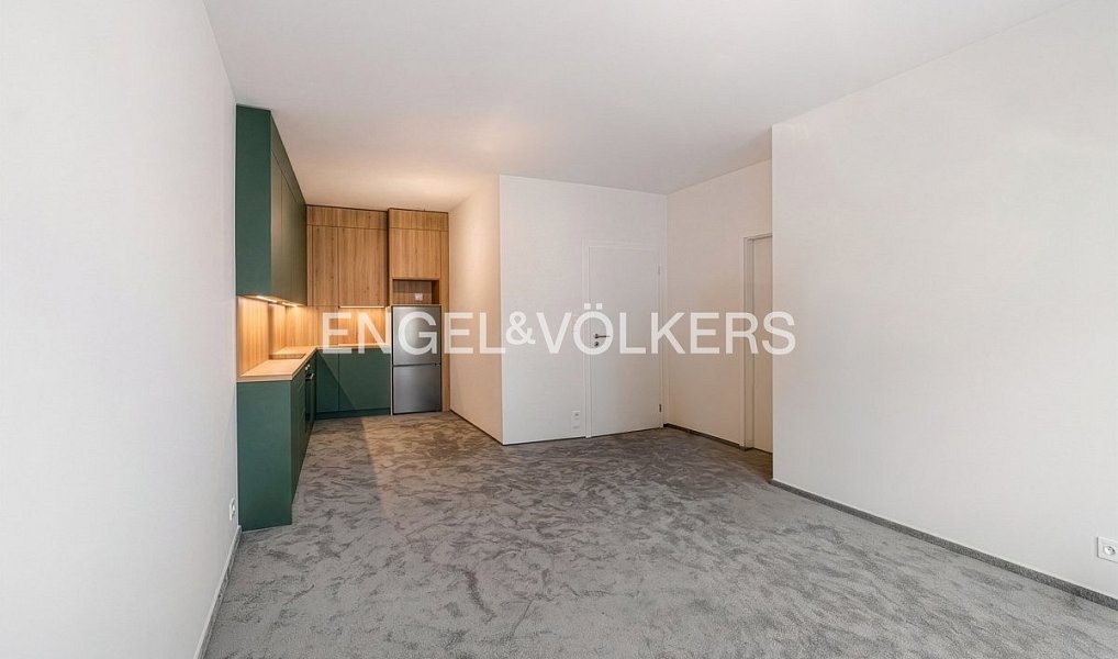 Pronájem bytu 2+kk 42 m², Praha – náhled fotky 2