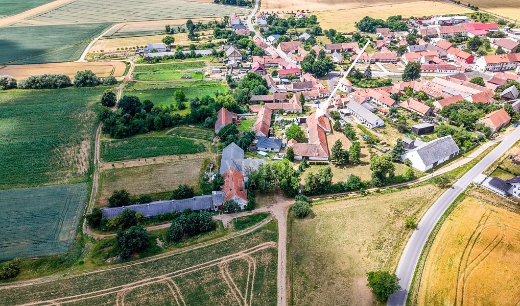 Prodej domu 198 m² s pozemkem 1 268 m², Pálovice – náhled fotky 37