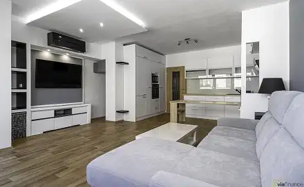Prodej bytu 3+kk 75 m², Bělehradská, Pardubice - Polabiny