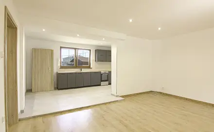 Prodej bytu 4+kk 101 m², Vratěnín, okres Znojmo