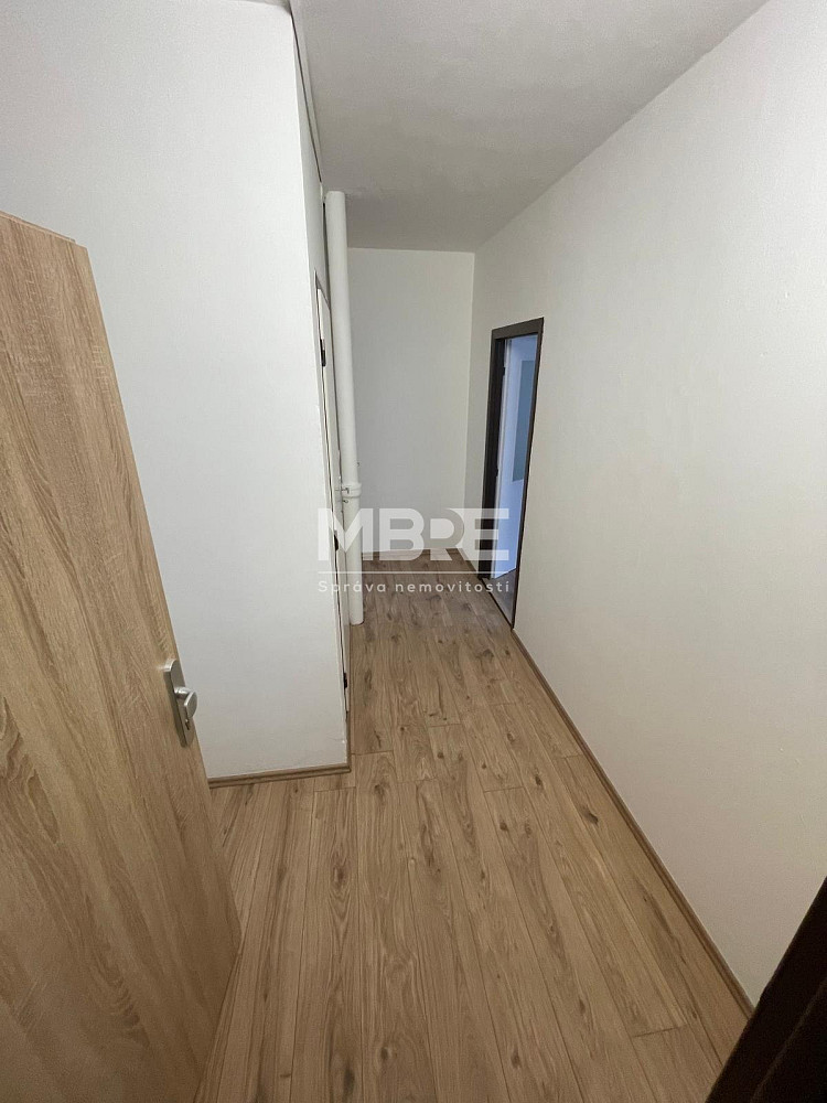 Pronájem bytu 2+1 43 m² – fotografie 3
