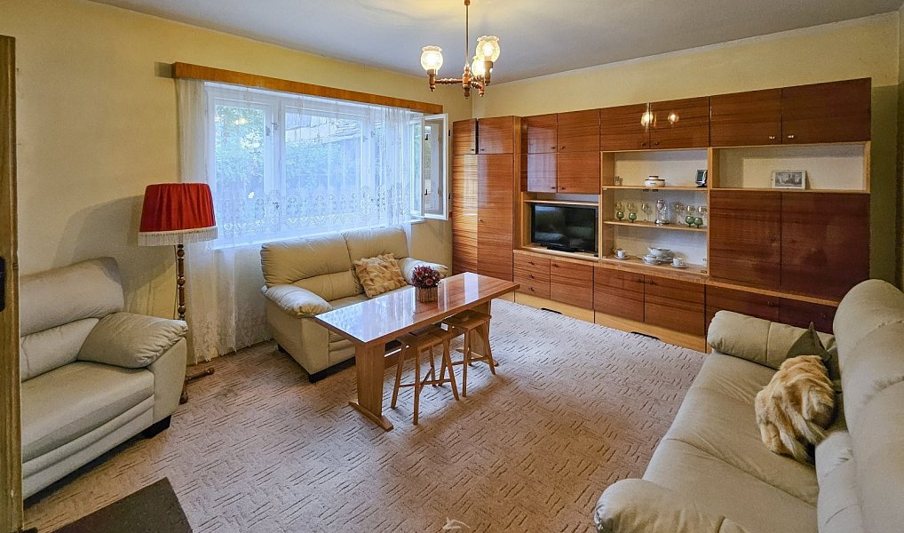 Prodej domu 250 m² s pozemkem 1 373 m², Boseň – náhled fotky 5