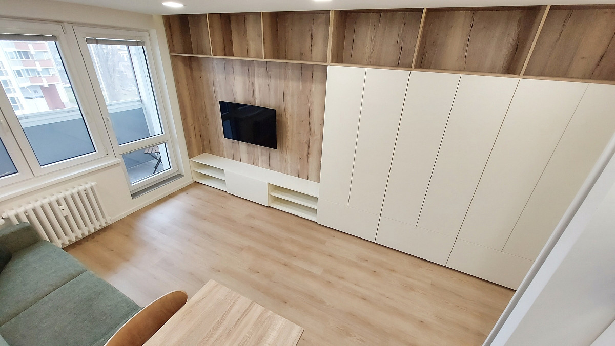Pronájem bytu 1+kk 25 m² - Widok 3