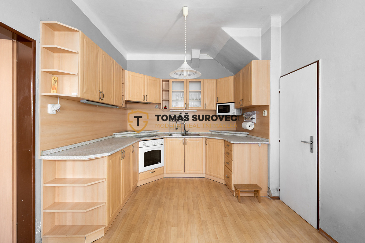 Prodej domu 290 m² s pozemkem 691 m² – fotografie 3