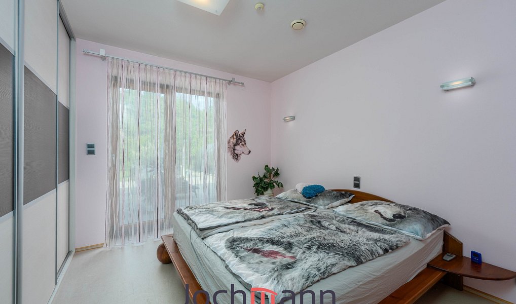 Prodej domu 274 m² s pozemkem 1 138 m², Rudolfov – náhled fotky 10
