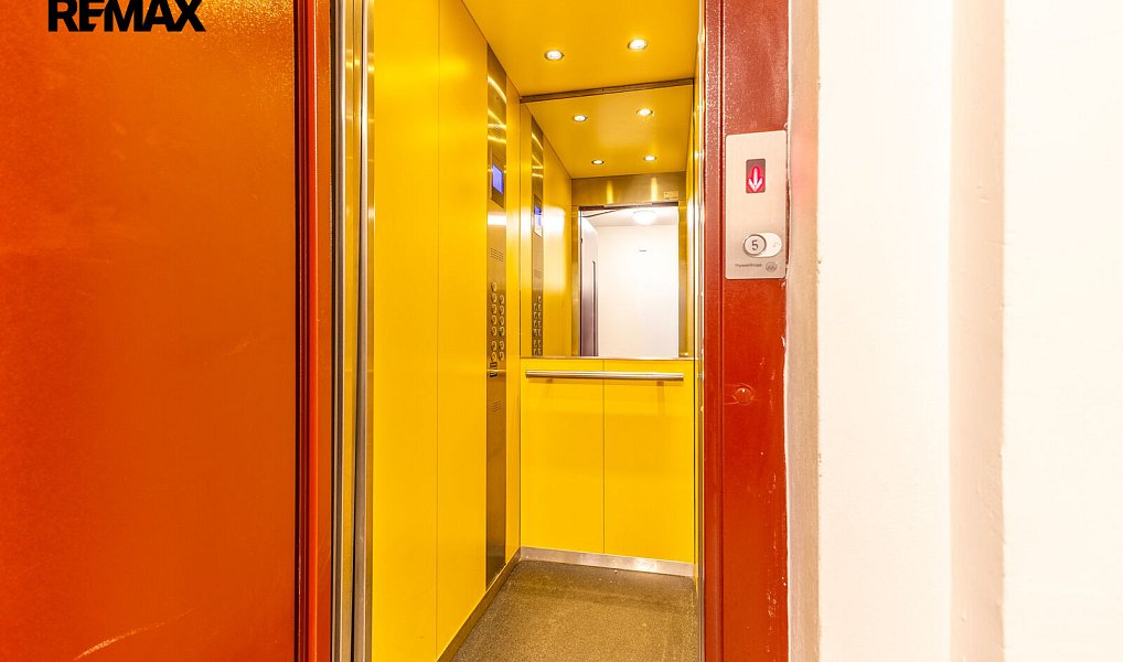 Prodej bytu 2+kk 33 m², Praha – náhled fotky 10