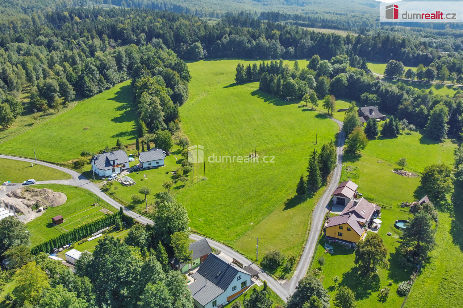 Prodej stavebního pozemku 3 406 m² – fotografie 2