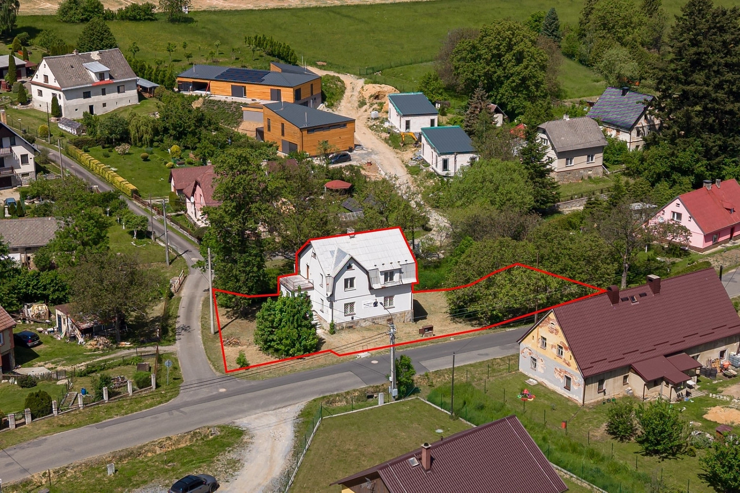 Prodej domu 166 m² s pozemkem 949 m² – fotografie 2