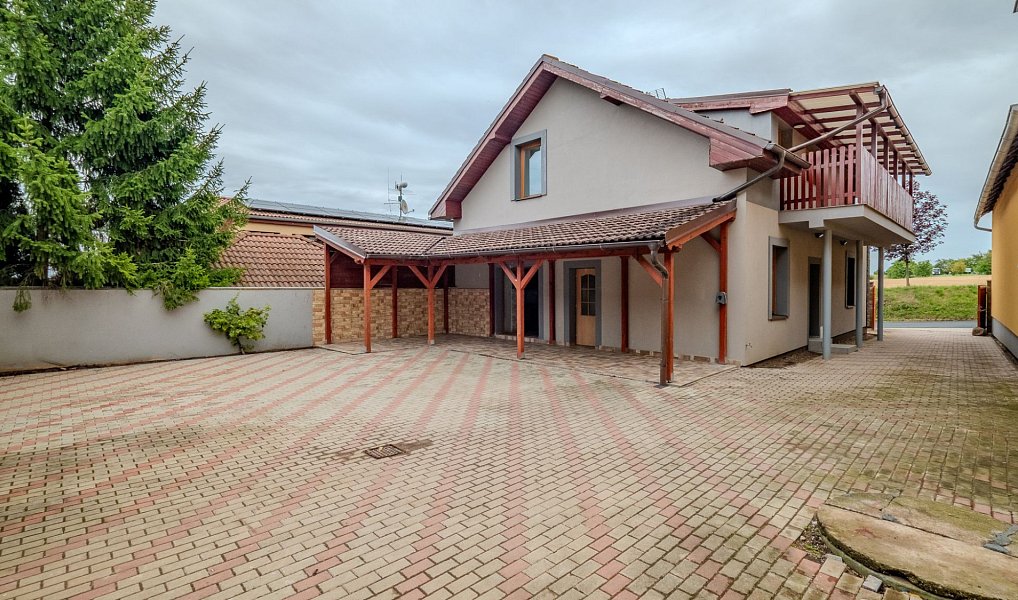 Prodej domu 181 m² s pozemkem 656 m², Vrbčany – náhled fotky 23