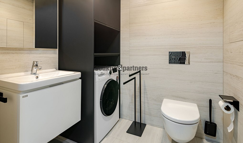 Prodej bytu 1+kk 37 m², Praha – náhled fotky 8