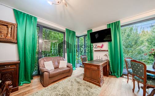 Pronájem bytu 1+kk 42 m², K sídlišti, Praha 4