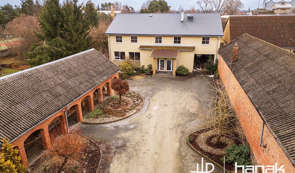 Prodej domu 521 m² s pozemkem 2 552 m², Náklo – náhled fotky 6