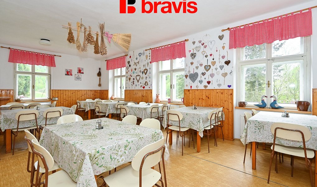 Prodej ubytovacího objektu 402 m², Staré Město – náhled fotky 13
